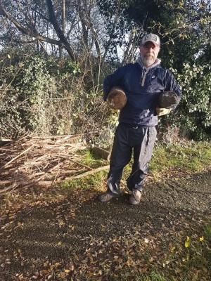 Brett 110 - A Helping Hand For A Forest School - 2.jpg