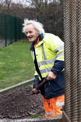 Brett 110 - A New Scout Hut In Chertsey - 1.jpg