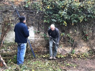 Brett 110 - Volunteering for Porchlight - 4.jpg