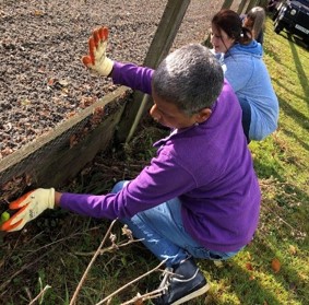 Brett 110 - Volunteers Mucking In - 11.jpg