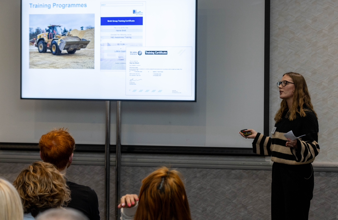 original-8D516E0D-0AAA-47E8-AA76-70D0F47352EF.jpeg original-8D516E0D-0AAA-47E8-AA76-70D0F47352EF.jpeg